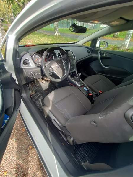 Opel Astra Vantaa – foto 6