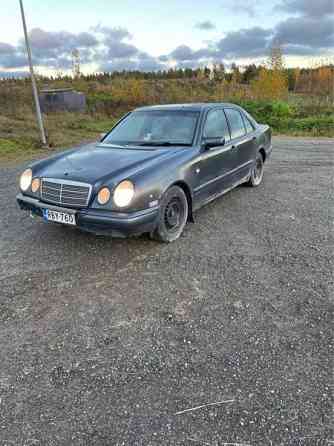 Mercedes-Benz 220 Lapua