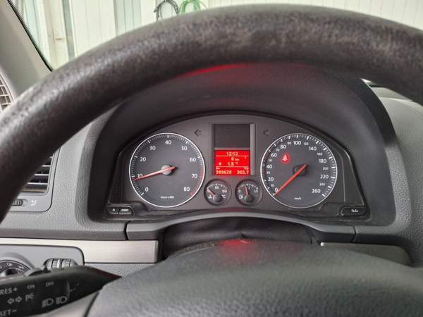 Volkswagen Golf Alahärmä - valokuva 5