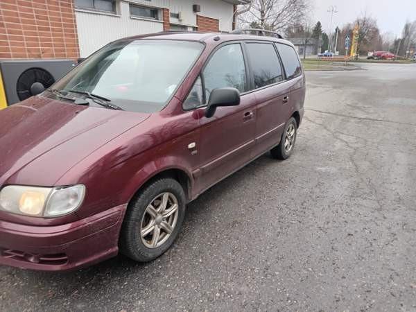 Hyundai Trajet Hämeenlinna - valokuva 2