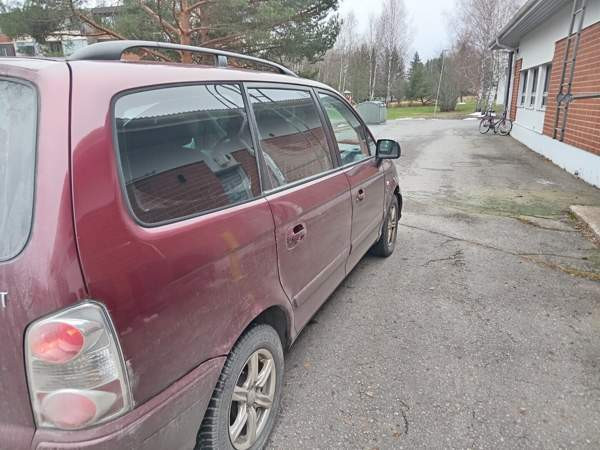 Hyundai Trajet Hämeenlinna - valokuva 4