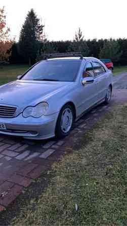 Mercedes-Benz C Lodeynoye Pole