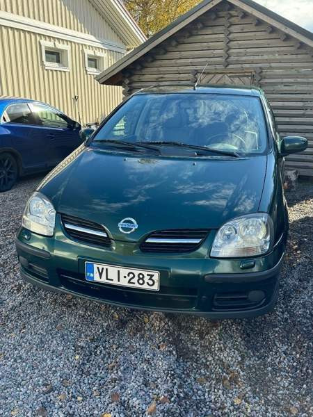 Nissan Almera Tino Kushnarenkovo - valokuva 3