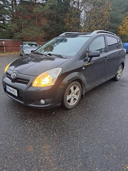 Toyota Corolla Verso Somero - photo 2