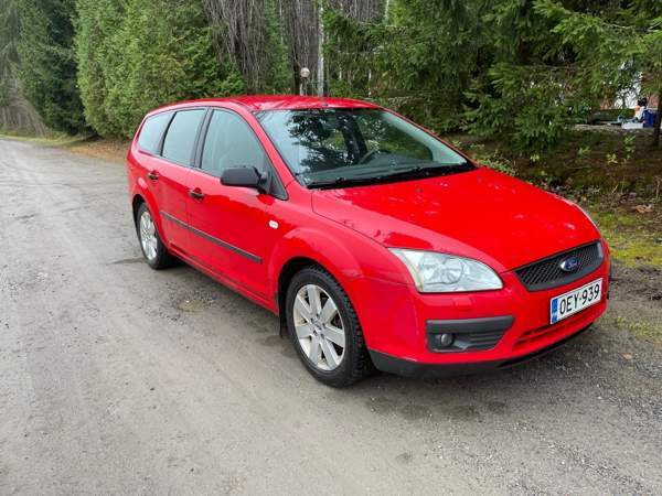 Ford Focus Kangasala - valokuva 1