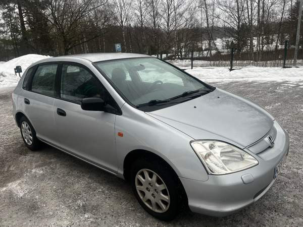 Honda Civic Vantaa - valokuva 3