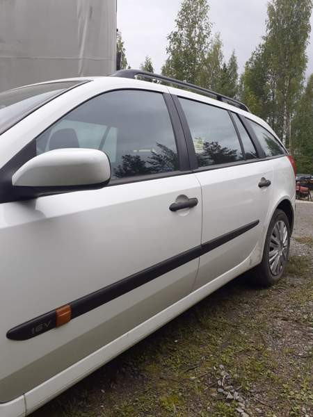 Renault Laguna Macau - photo 7