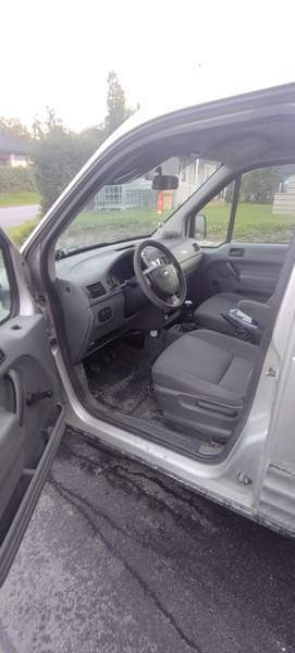 Ford Tourneo Connect Оулу - изображение 3