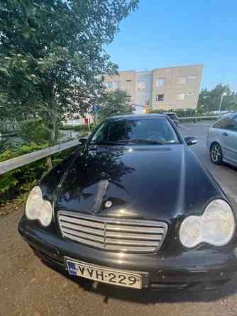 Mercedes-Benz 220 Vantaa