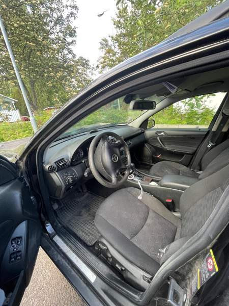 Mercedes-Benz 220 Vantaa - valokuva 3