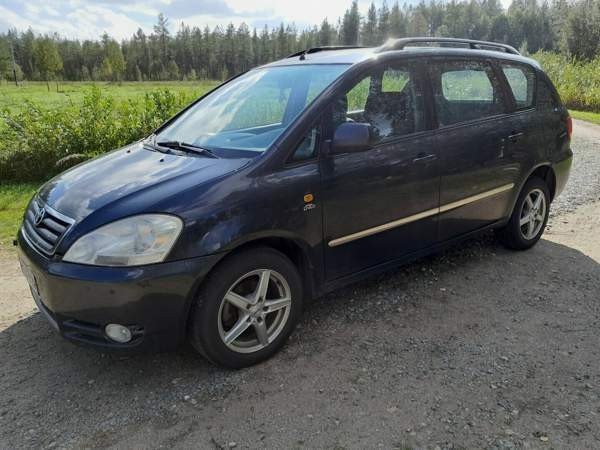 Toyota Avensis Verso Pudasjärvi - valokuva 6