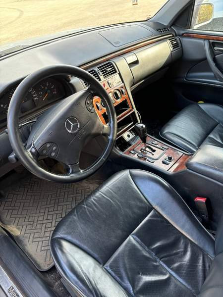 Mercedes-Benz E Rovaniemi - photo 4