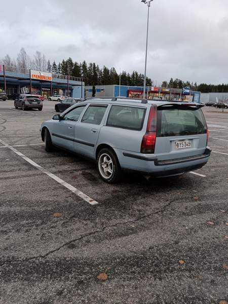 Volvo V70 Joensuu - valokuva 3