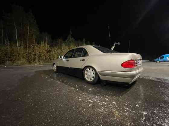 Mercedes-Benz E Tampere