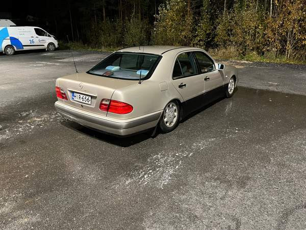 Mercedes-Benz E Tampere - photo 5