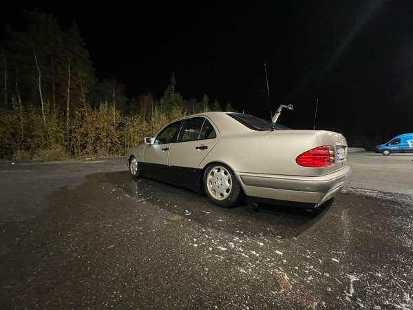 Mercedes-Benz E Tampere - photo 6