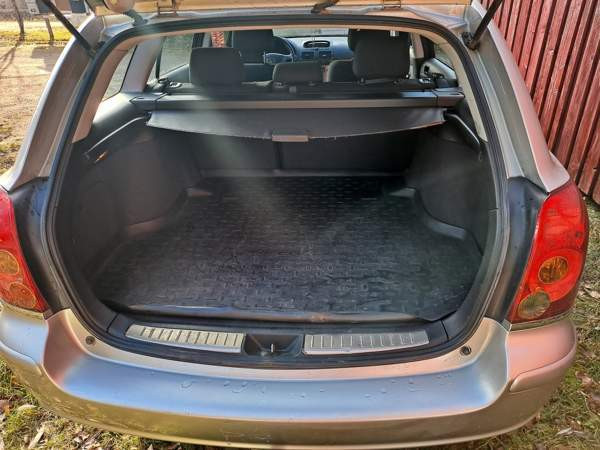 Toyota Avensis Lapinlahti - изображение 5