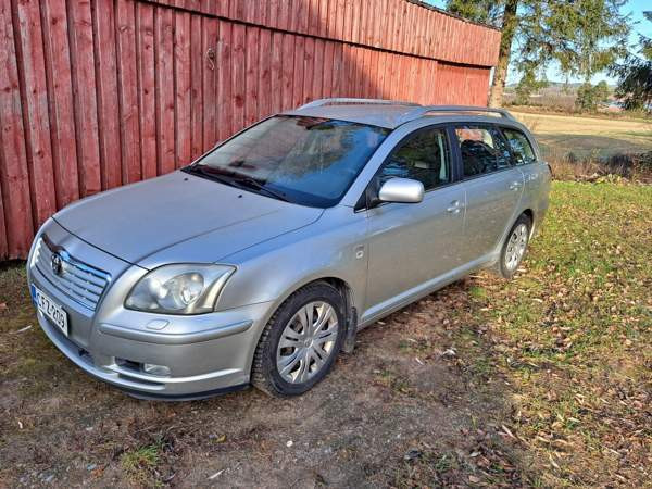 Toyota Avensis Lapinlahti - изображение 1