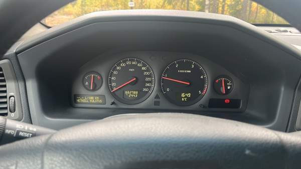 Volvo V70 Asikkala - valokuva 2