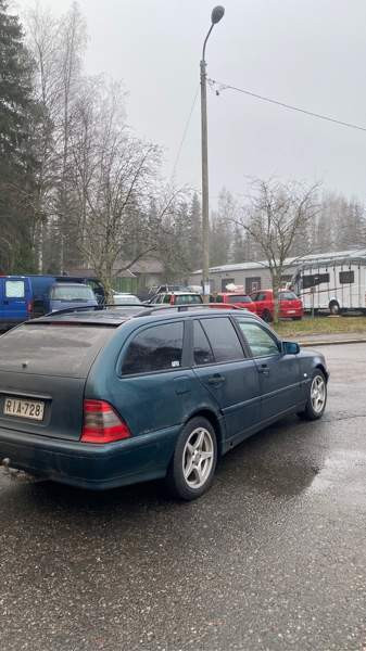 Mercedes-Benz C Orivesi - valokuva 4
