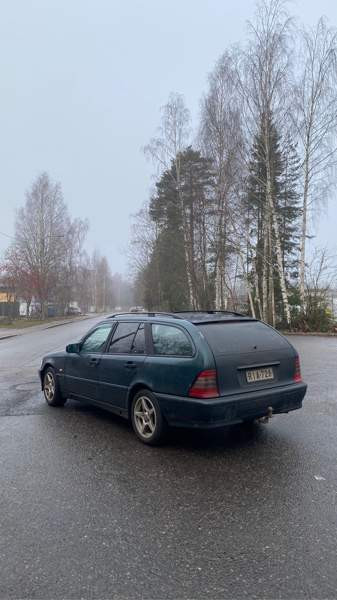 Mercedes-Benz C Orivesi - valokuva 3