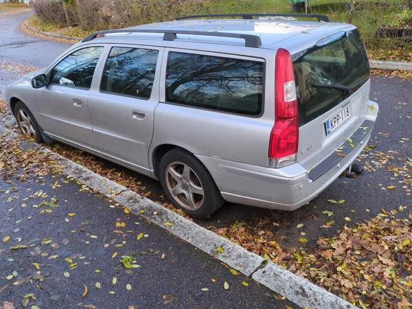 Volvo V70 Vantaa - valokuva 3