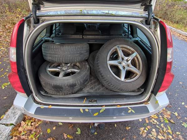 Volvo V70 Vantaa - valokuva 6