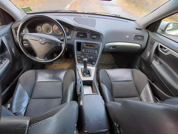 Volvo V70 Vantaa - valokuva 5