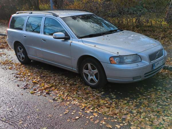 Volvo V70 Vantaa - valokuva 1