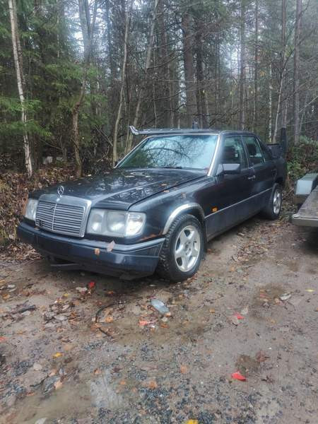 Mercedes-Benz E Rovaniemi - valokuva 1