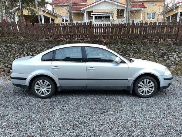 Volkswagen Passat Yloejaervi - photo 7