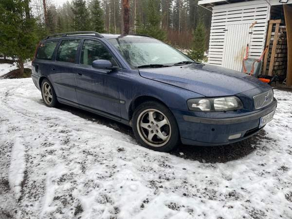 Volvo V70 Uurainen – foto 2