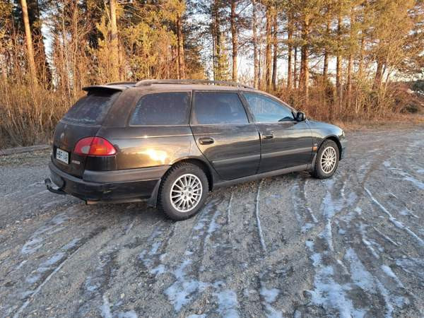 Toyota Avensis Kemijärvi – foto 6