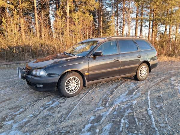 Toyota Avensis Kemijärvi – foto 3