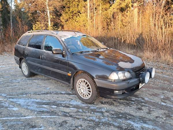 Toyota Avensis Kemijärvi – foto 5