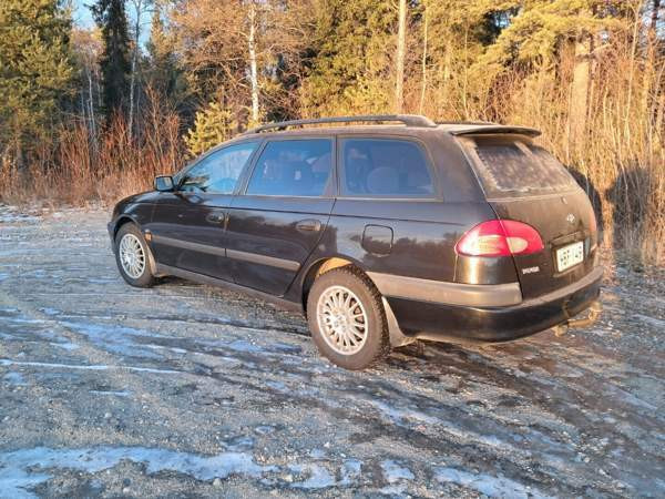 Toyota Avensis Kemijärvi – foto 4