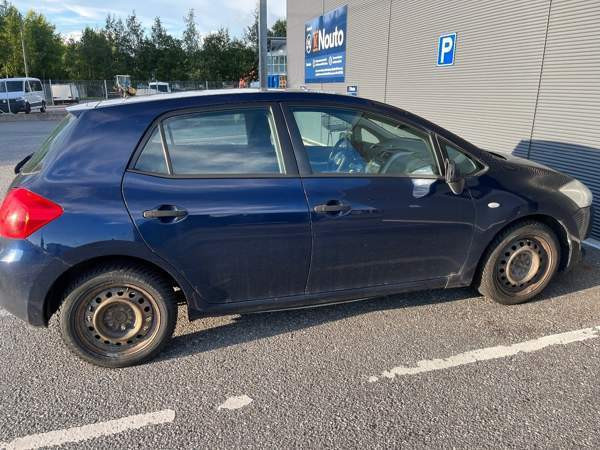 Toyota Auris Kaarina - valokuva 2
