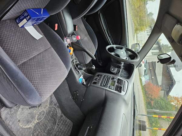 Toyota Avensis Kaavi - valokuva 5