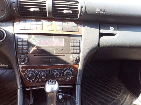 Mercedes-Benz C Taksimo - valokuva 5