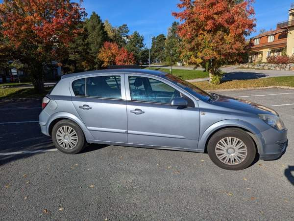 Opel Astra Viitasaari - valokuva 2