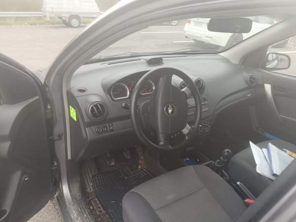 Chevrolet Aveo Хювинкяя - изображение 8