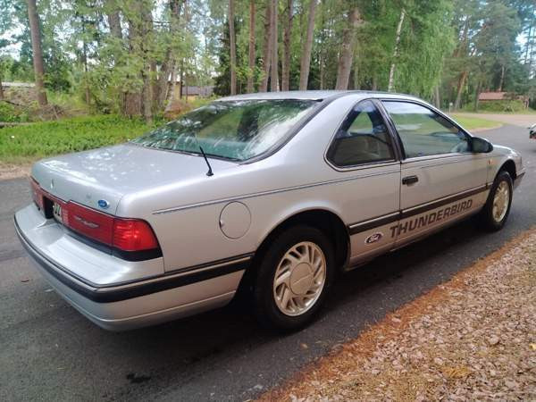 Ford Thunderbird Zaporiz'ka Oblast' - valokuva 4