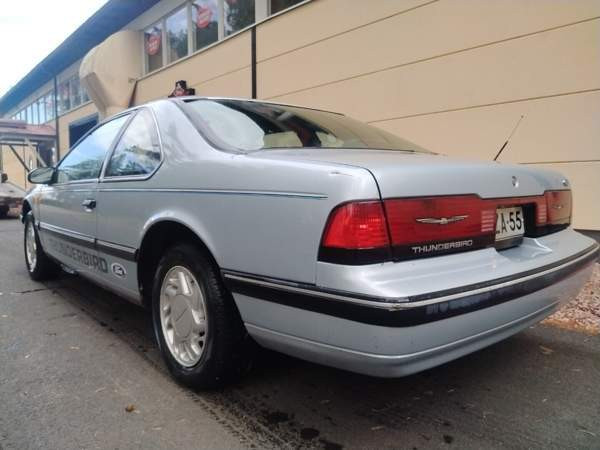 Ford Thunderbird Zaporiz'ka Oblast' - valokuva 6