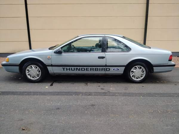 Ford Thunderbird Zaporiz'ka Oblast' - valokuva 7