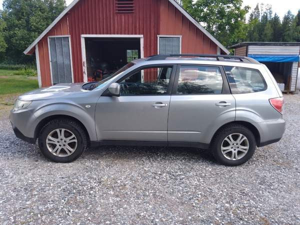 Subaru Forester Лаппенранта - изображение 2