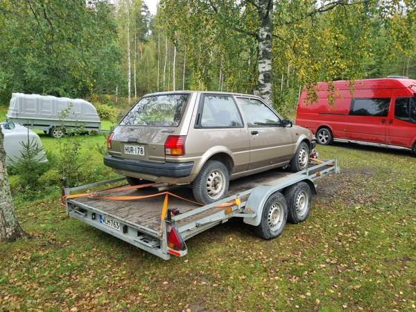 Toyota Starlet Sastamala - valokuva 1