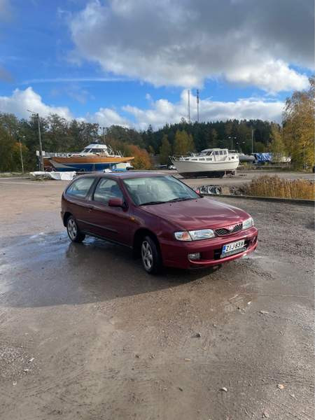 Nissan Almera Naantali - valokuva 1