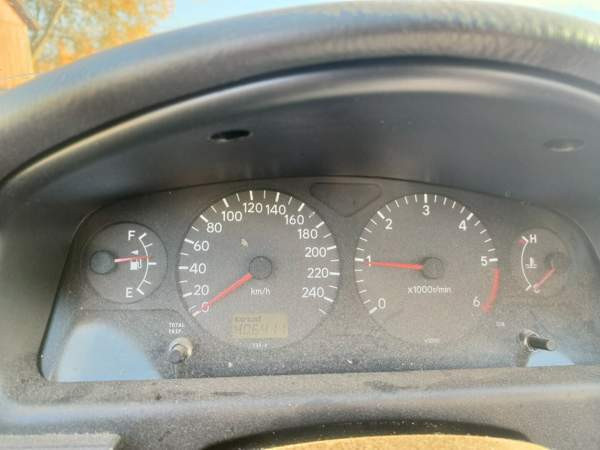 Toyota Avensis Mäntsälä - valokuva 3