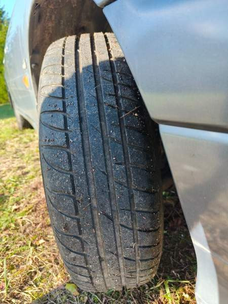 Toyota Avensis Mäntsälä - valokuva 5