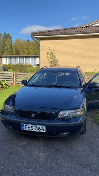 Volvo V70 Lohja – foto 1